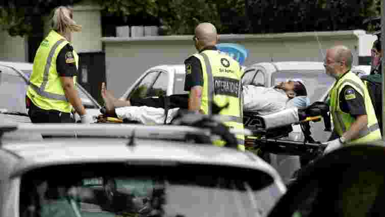 Терористи напали на дві мечеті в Новій Зеландії: щонайменше 49 вбитих
