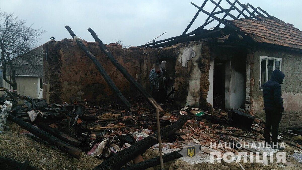На Закарпатті чоловік убив свою цивільну дружину та підірвав будинок