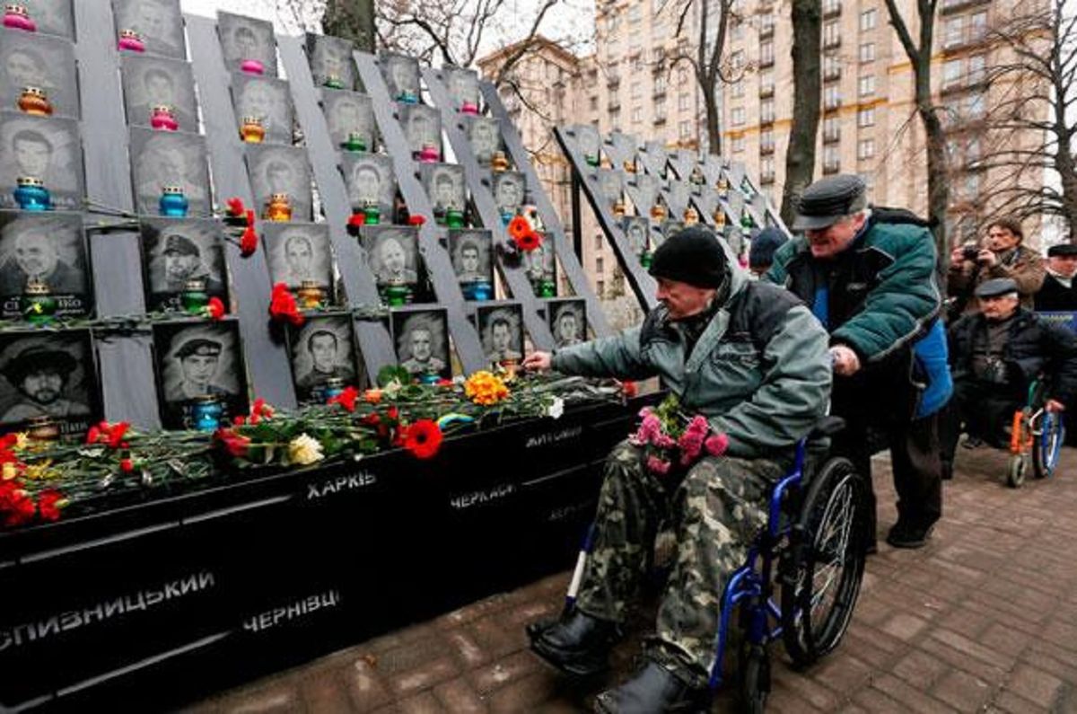 Родичі Героїв Небесної Сотні виступили проти будівництва Меморіалу на Інститутській