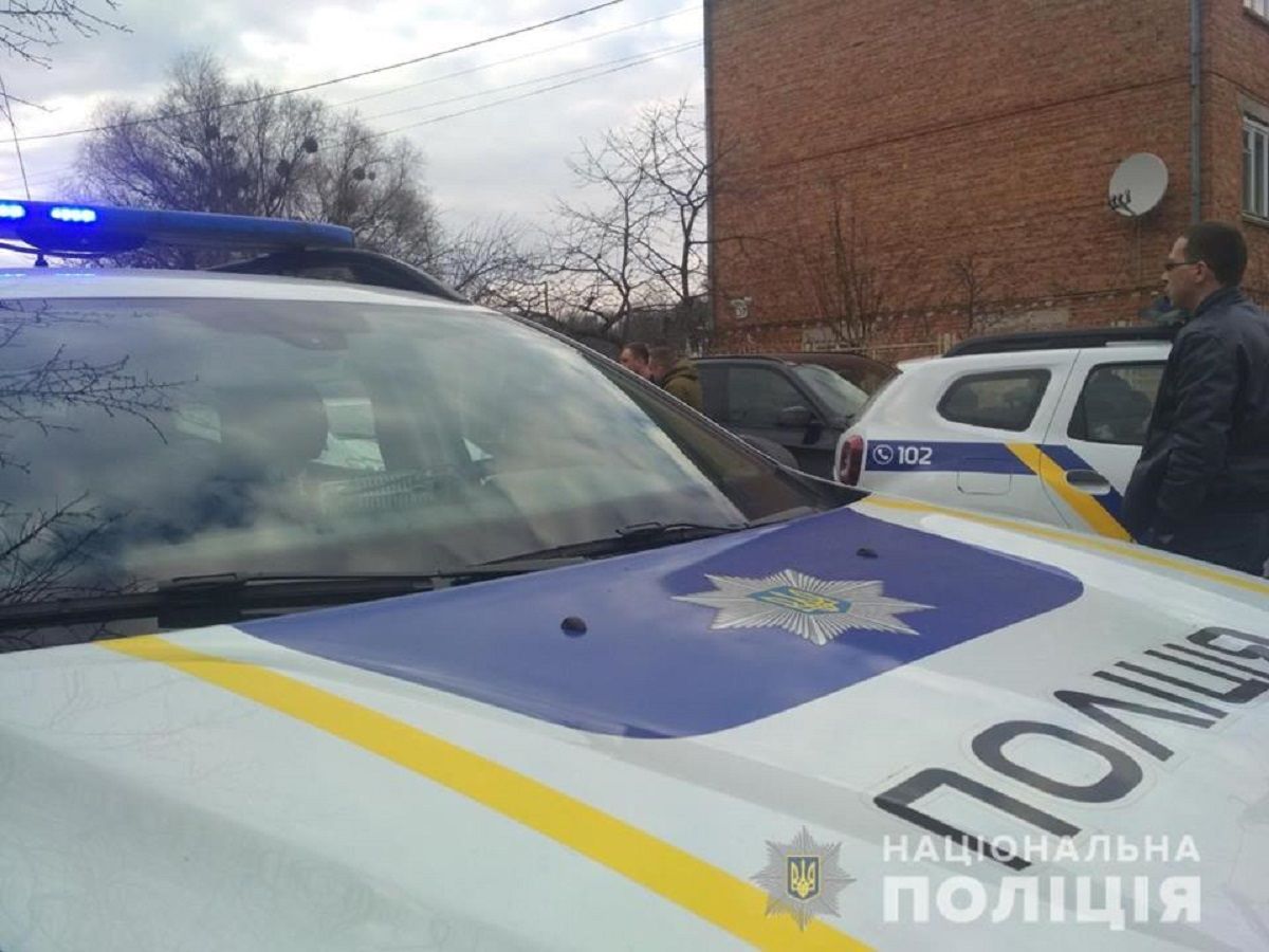 У Винниках садовими ножицями вбили 65-річного чоловіка