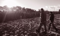 Історія, якої не видно за політикою