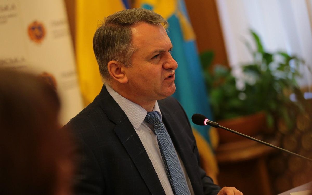 Синютка звинуватив своїх підлеглих у «вивезенні українських діточок за кордон»