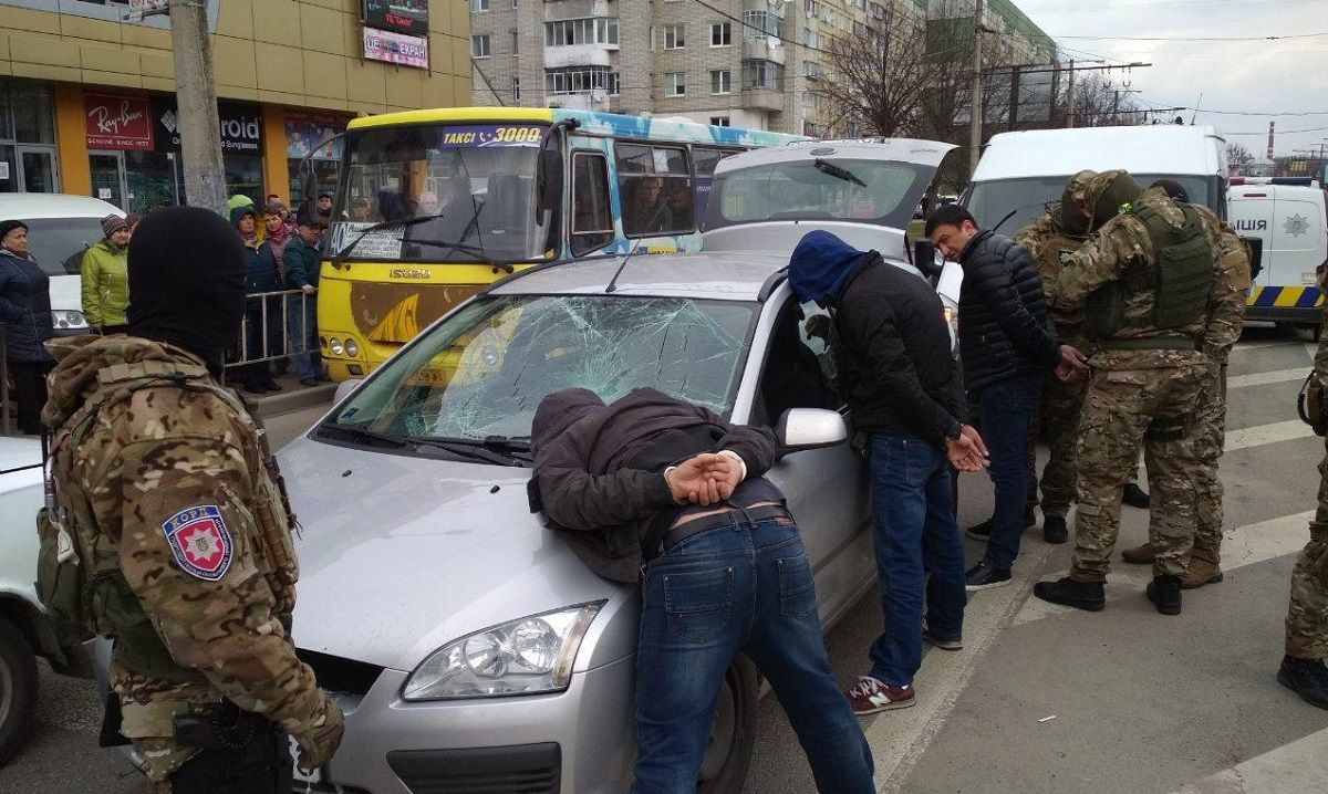 Поліція повідомила деталі спецоперації на Сихові
