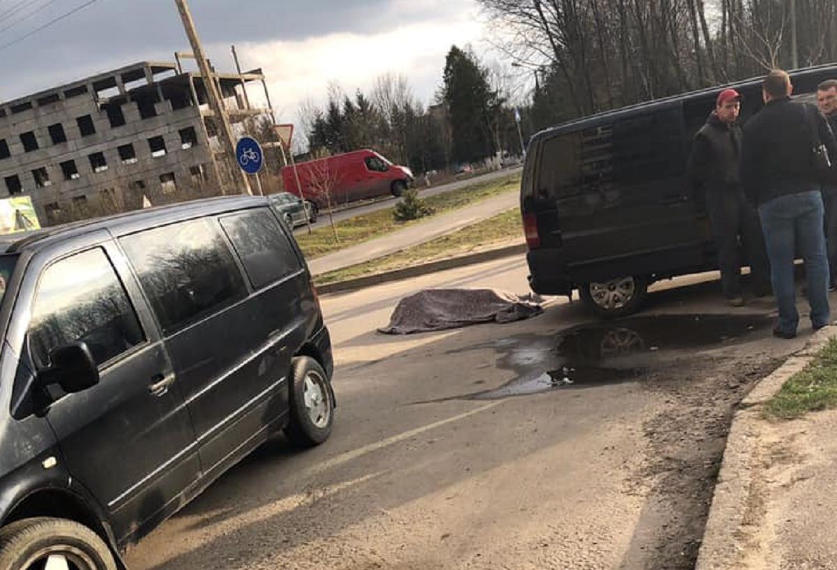 На вул. Шевченка автомобіль збив на смерть 77-річного львів'янина