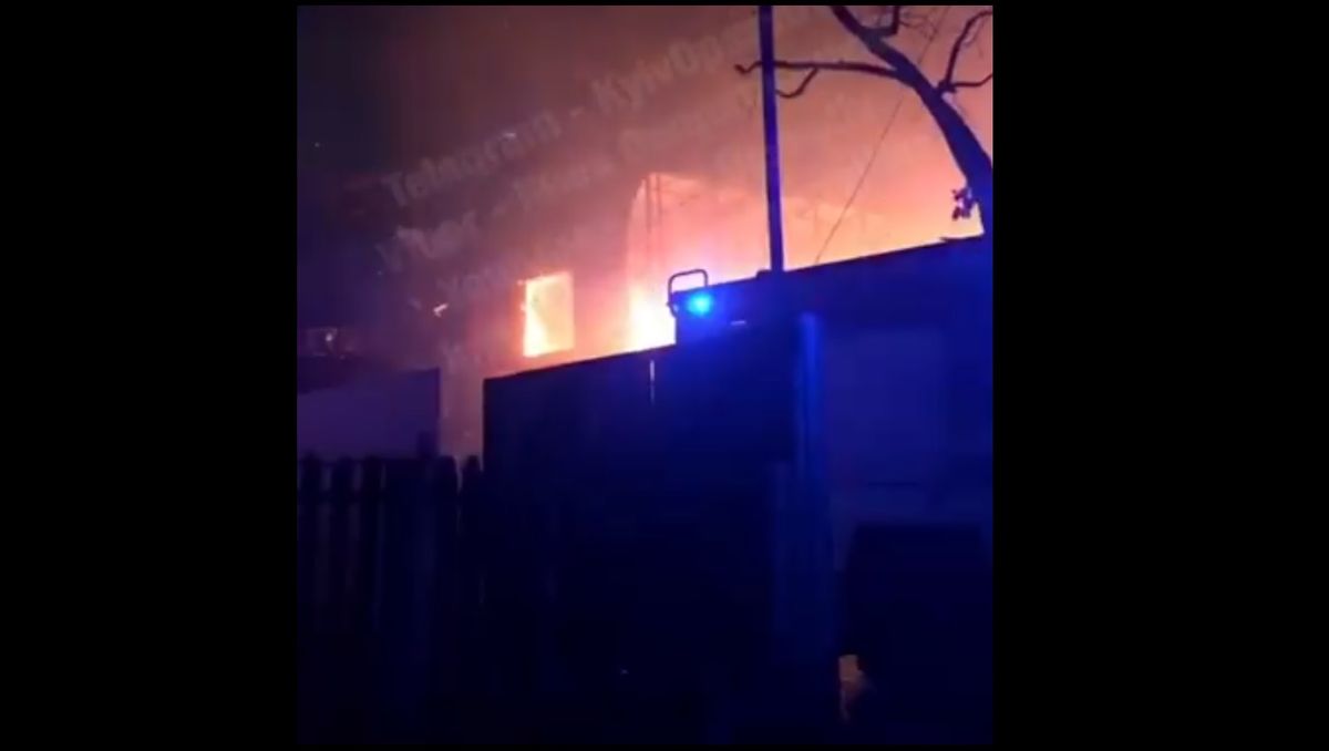 Під Києвом горіло підприємство з виготовлення армійського обмундирування