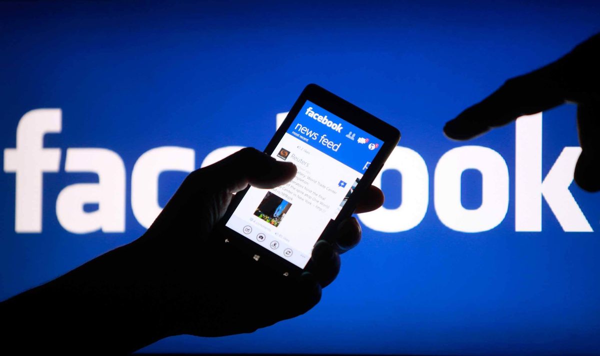 Facebook пояснюватиме користувачам, як формується їхня стрічка новин