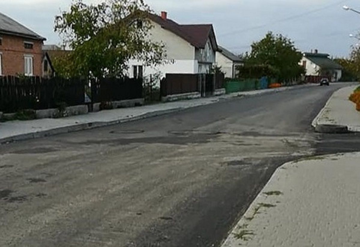 Львівського підприємця судитимуть за розкрадання коштів на ремонті дороги у Жовкві