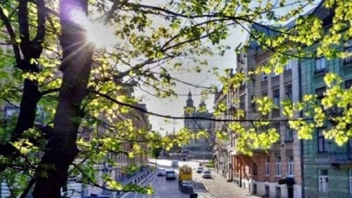 Синоптики розповіли про погоду в квітні у Львові та області