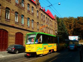 У вихідні трамваї маршрутів № 1, 2 та 9 курсуватимуть зі змінами