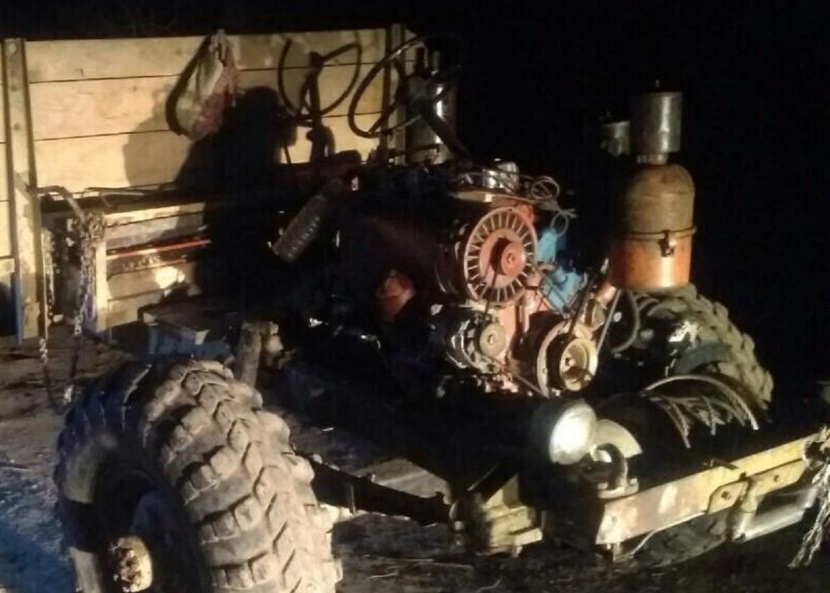 На Старосамбірщині 54-річний чоловік загинув внаслідок падіння з саморобного трактора