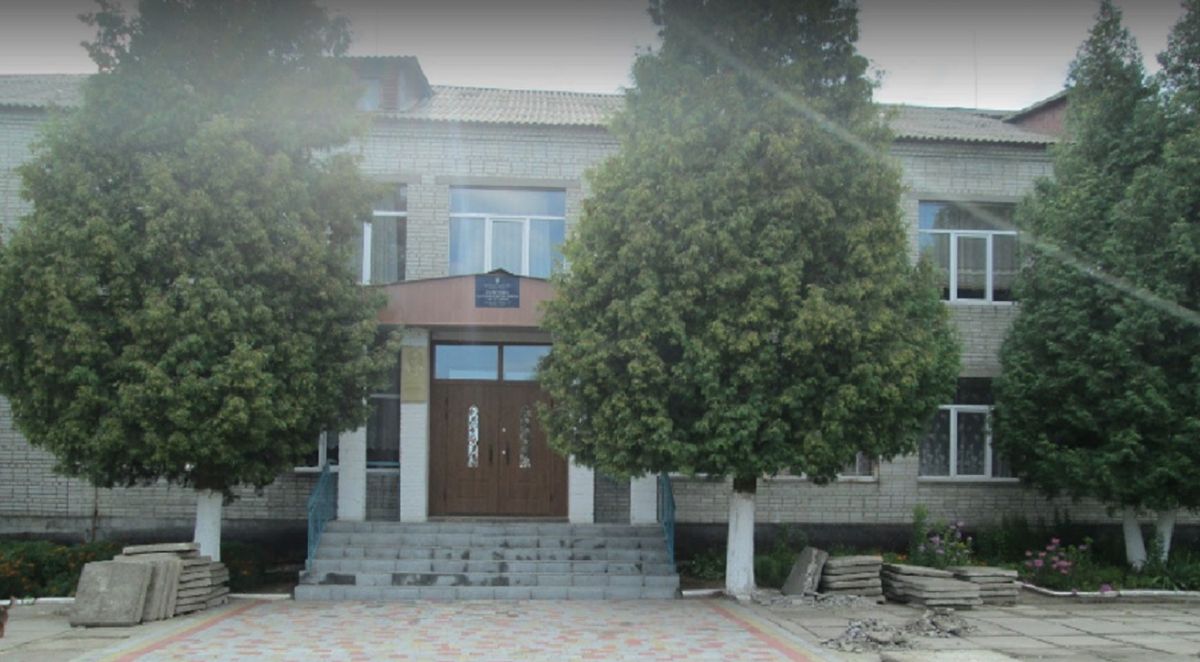 Директор сільської школи на Львівщині виграв суд за звинуваченням у педофілії