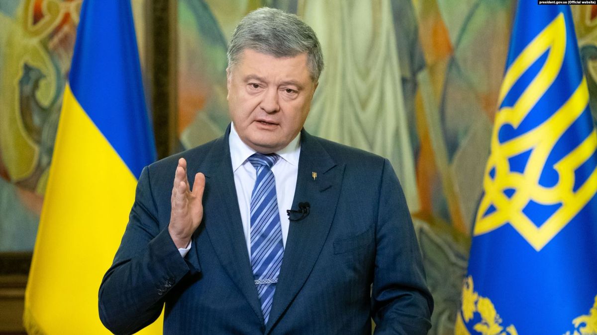 Порошенко заявив, що не знав про корупційні схеми свого оточення