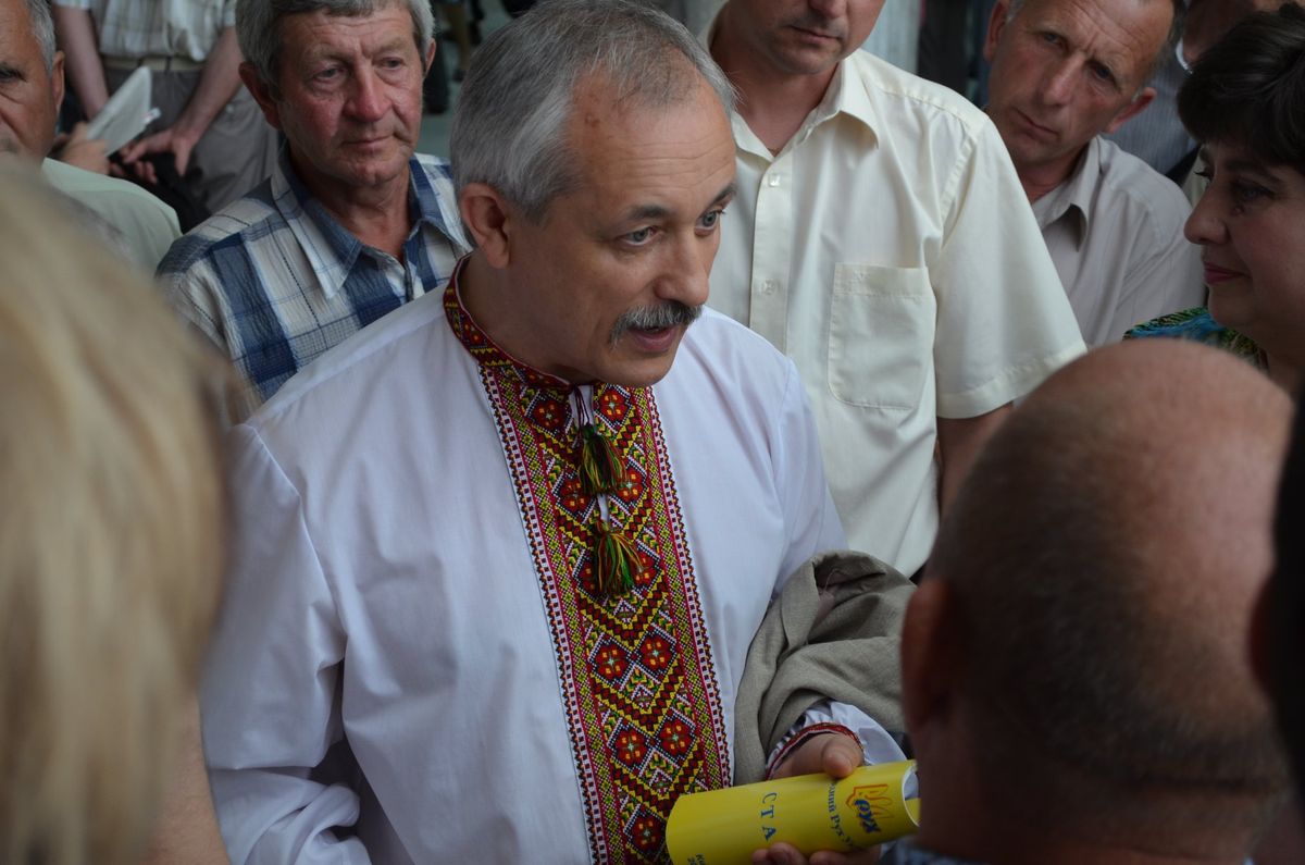 Порошенко звільнив Василя Куйбіду з посади президента академії держуправління
