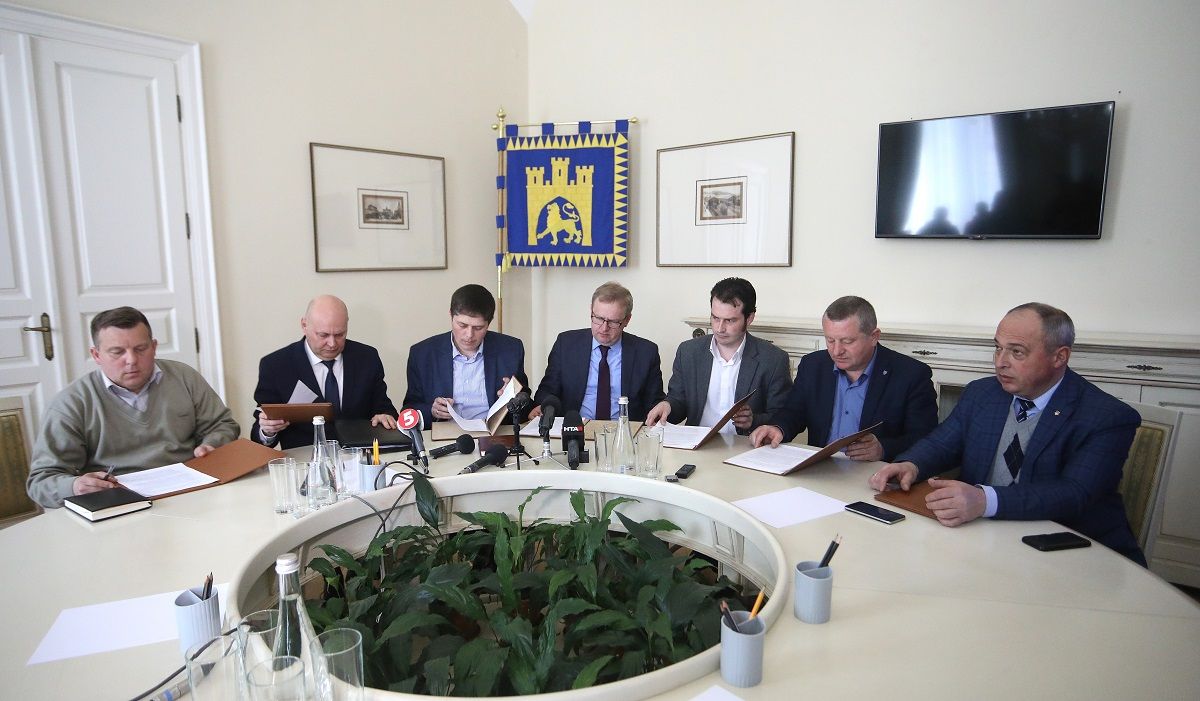 Вісім міст Львівщини об’єднались для облаштування сміттєвого полігону
