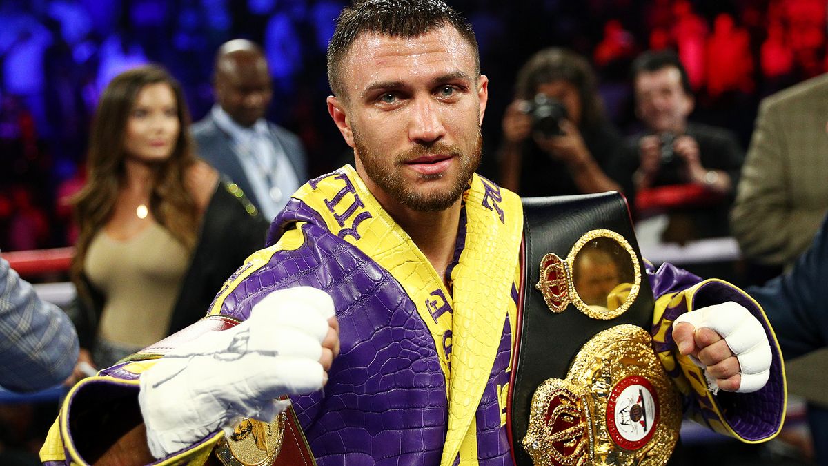 Українець Василь Ломаченко переміг Ентоні Кроллу та захистив чемпіонські пояси