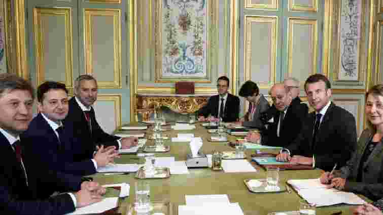 Зеленський зустрівся з президентом Франції у Єлисейському палаці