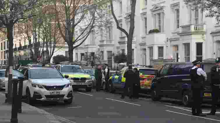 У Лондоні невідомий двічі протаранив автомобіль посла України 