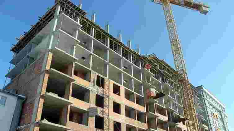 У Львові на будівництві внаслідок падіння з висоти 13-го поверху загинув робітник