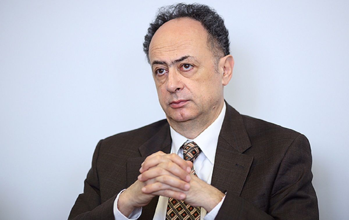 Посол ЄС розкритикував відсутність серйозних дебатів між Зеленським і Порошенком