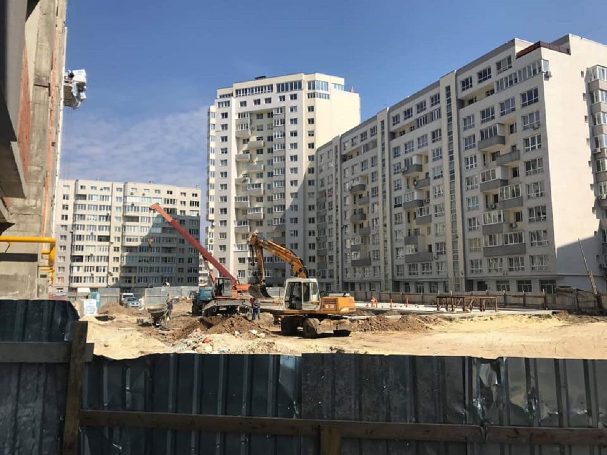 Мерія проведе службове розслідування через скандальне будівництво на Новому Львові

