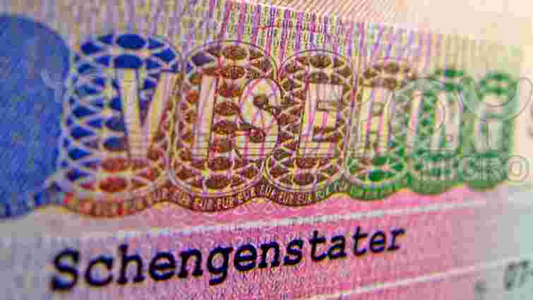 Європарламент запровадив нові правила отримання шенгенських віз