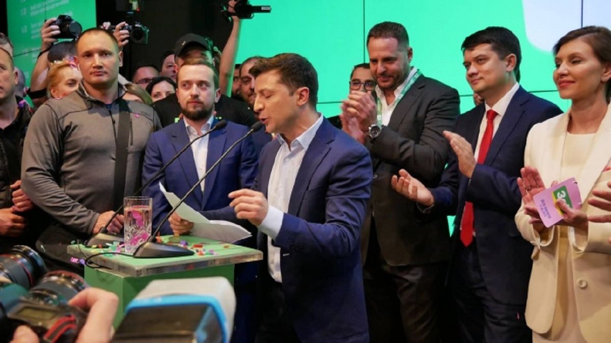 Зеленський записав відеозвернення після оприлюднення результатів екзит-полів