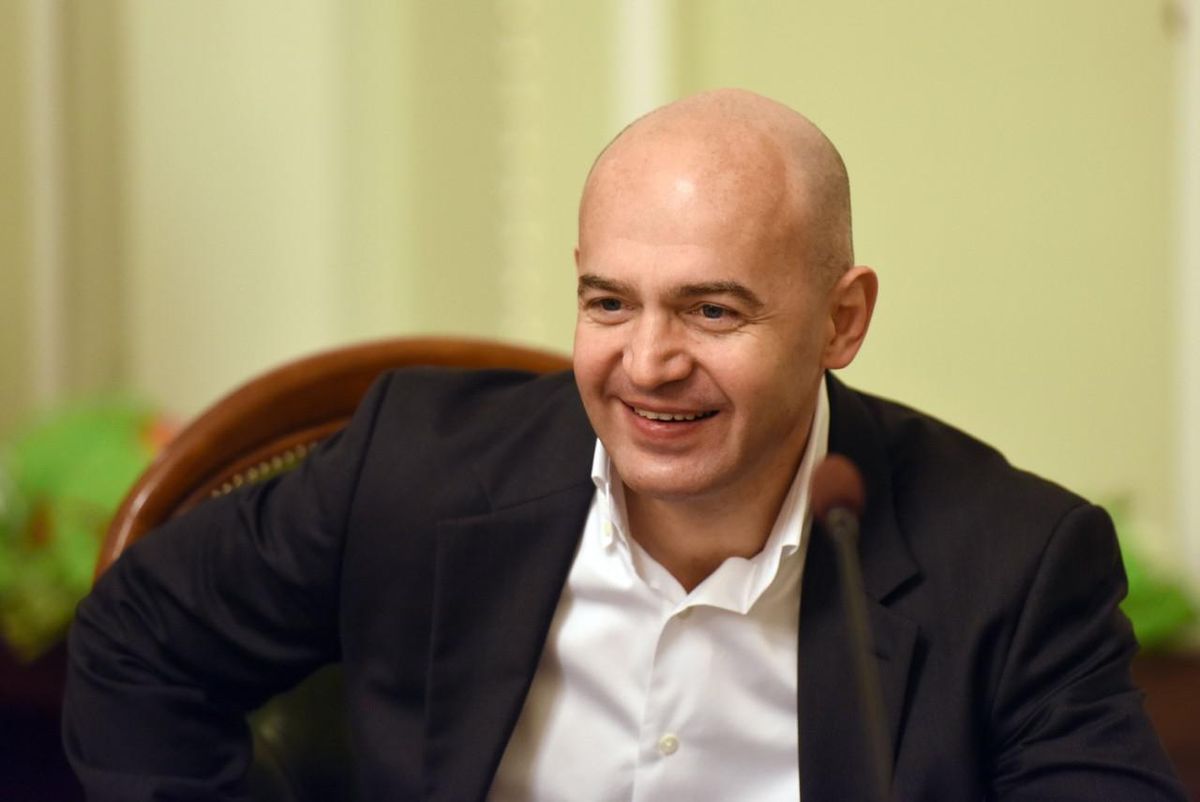 Соратника президента Ігоря Кононенка викликають на допит у НАБУ