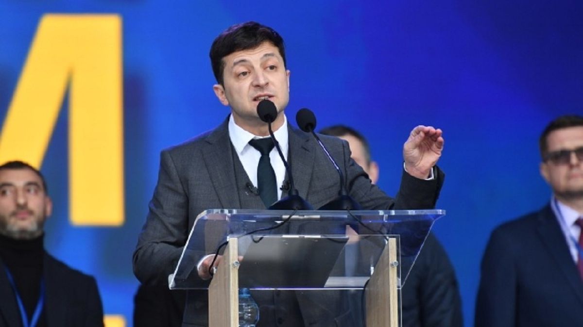 Володимир Зеленський звинуватив ЦВК у затягуванні оголошення результатів виборів