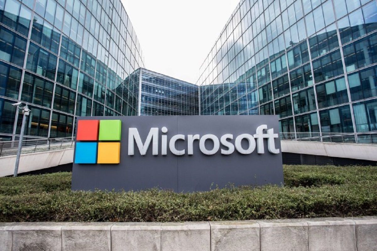 Капіталізація корпорації Microsoft уперше перевищила трильйон доларів