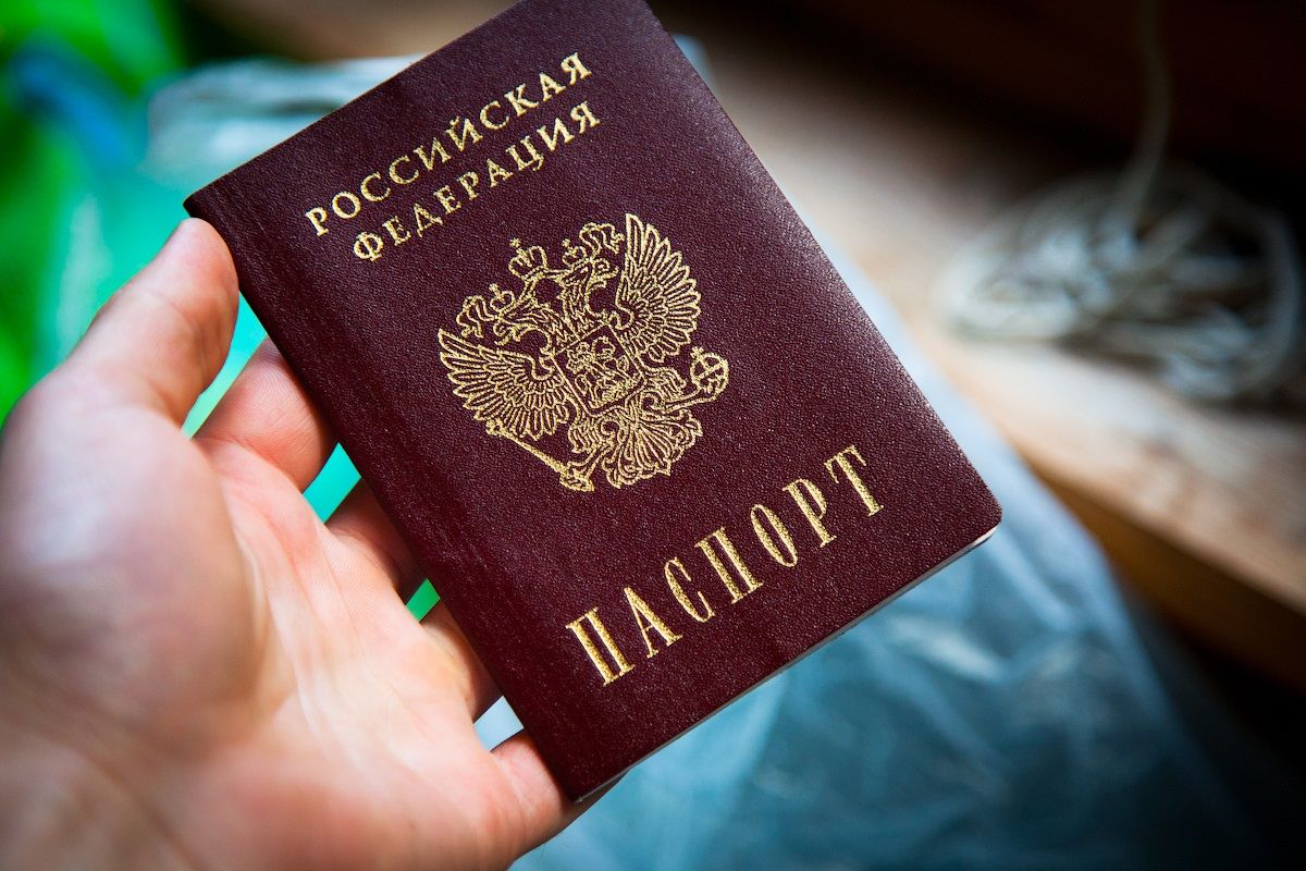 Путін думає спростити отримання громадянства РФ усім громадянам України