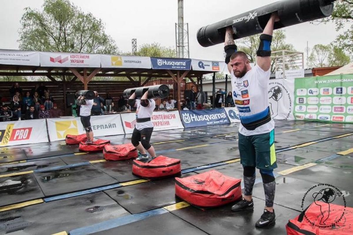 Львівські богатирі вибороли всі золоті нагороди на чемпіонаті України зі стронгмену 