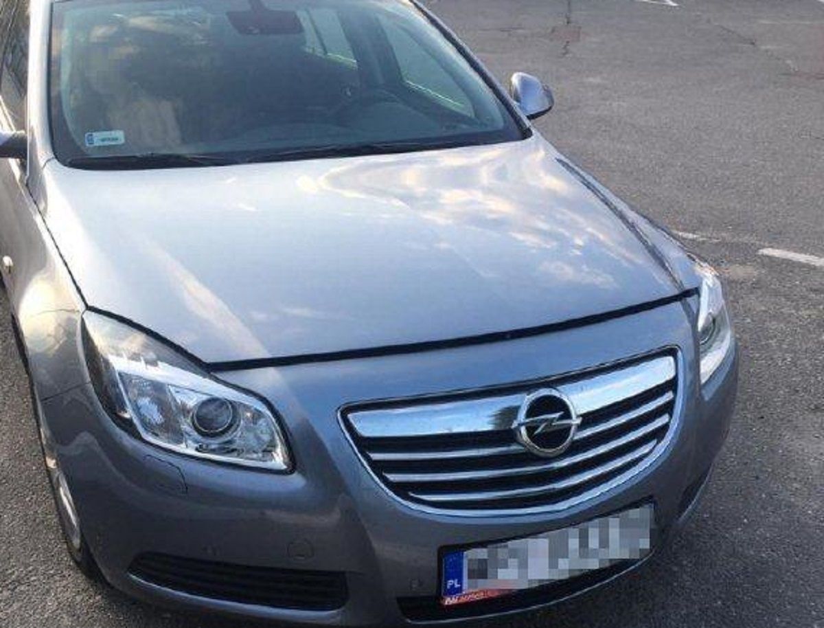 На кордоні з Польщею на Львівщині затримали два автомобілі, які розшукував Інтерпол