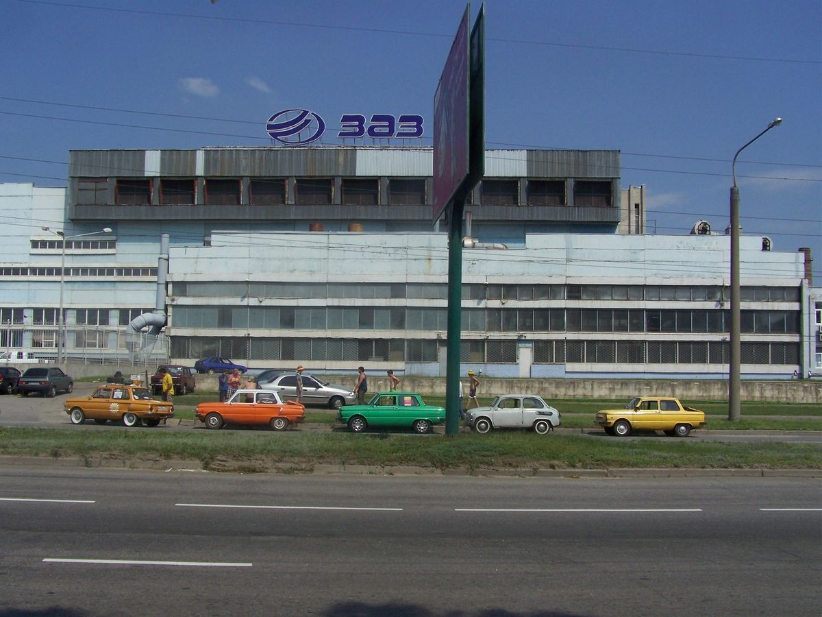 Майно Запорізького автомобільного заводу продають за 420 млн грн через борги