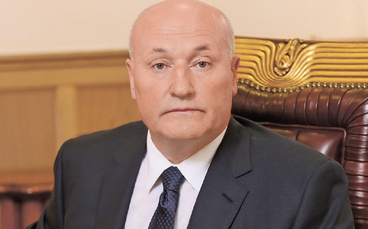 Порошенко нагородив орденом підозрюваного у корупції помічника Дубневича