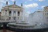 У Львові демонтують фонтан перед Оперним театром