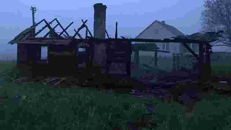 У дерев’яному будинку на Яворівщині згорів його власник