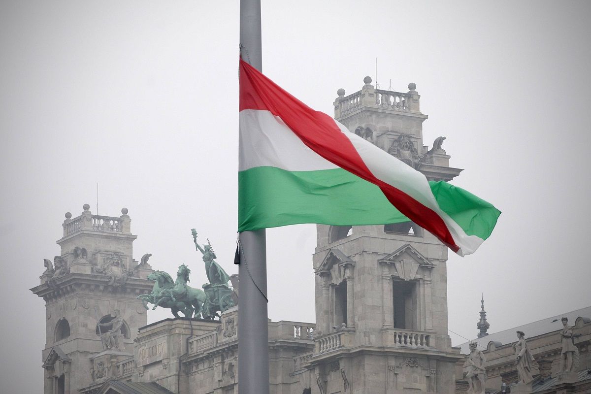 Угорщина сподівається на розв'язання Зеленським угорського мовного питання