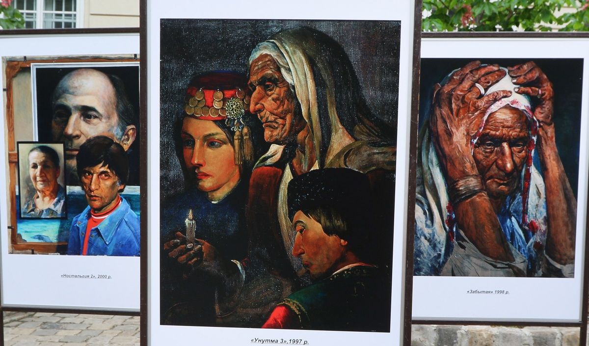 У центрі Львова відкрили виставку картин про депортацію кримських татар