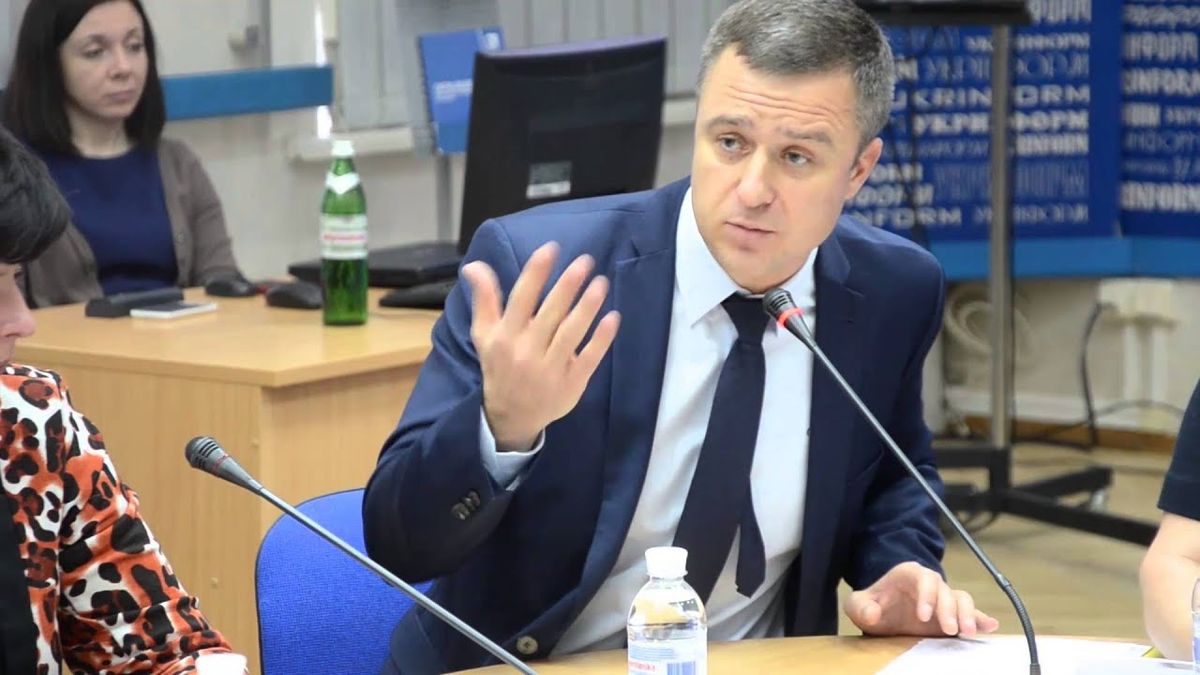 Порошенко звільнив уповноваженого з прав дитини Миколу Кулебу