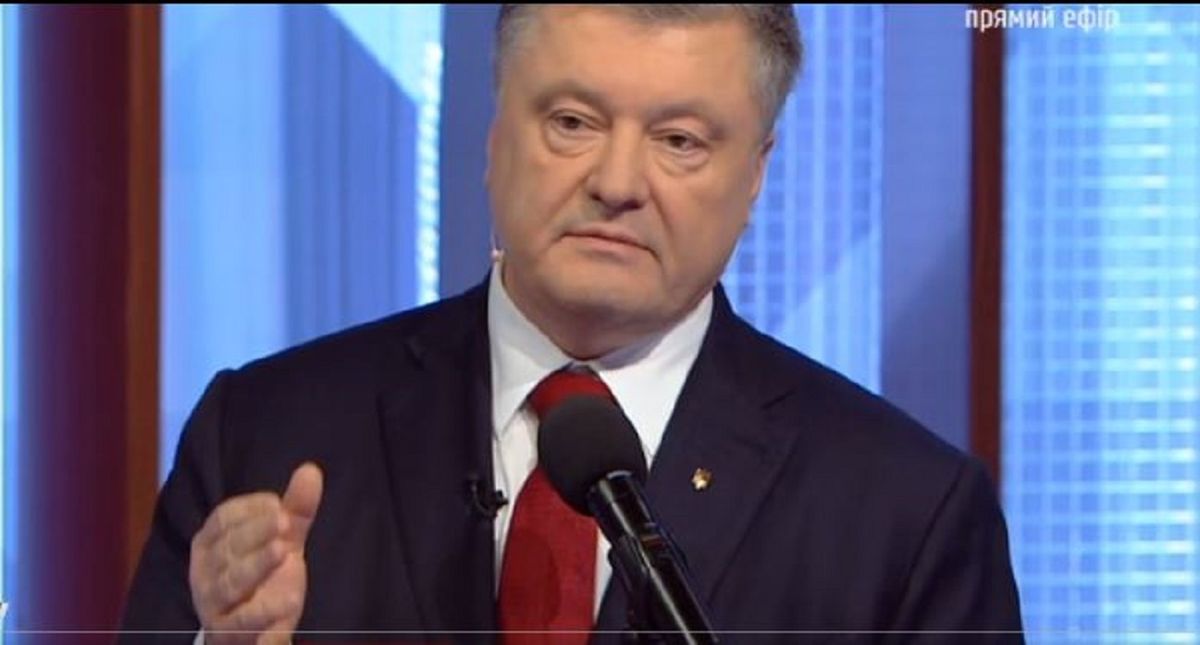 Порошенко заявив, що справи проти нього відкривають «за скаргами ворогів України»
