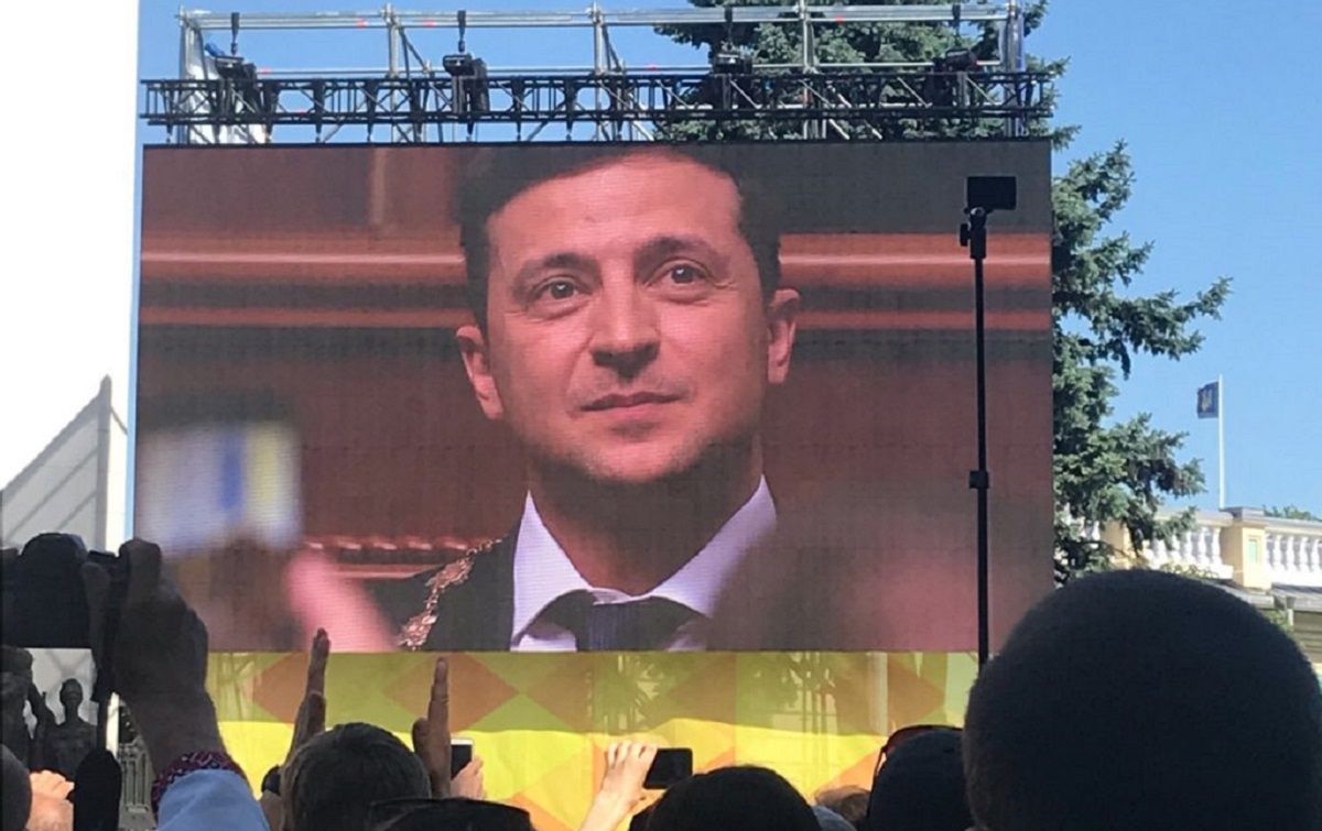 На сайті Президента зареєстрували петицію за відставку Володимира Зеленського