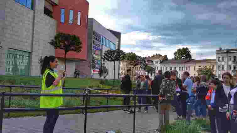 У Львові правоохоронці перевіряють повідомлення про замінування 13 об’єктів