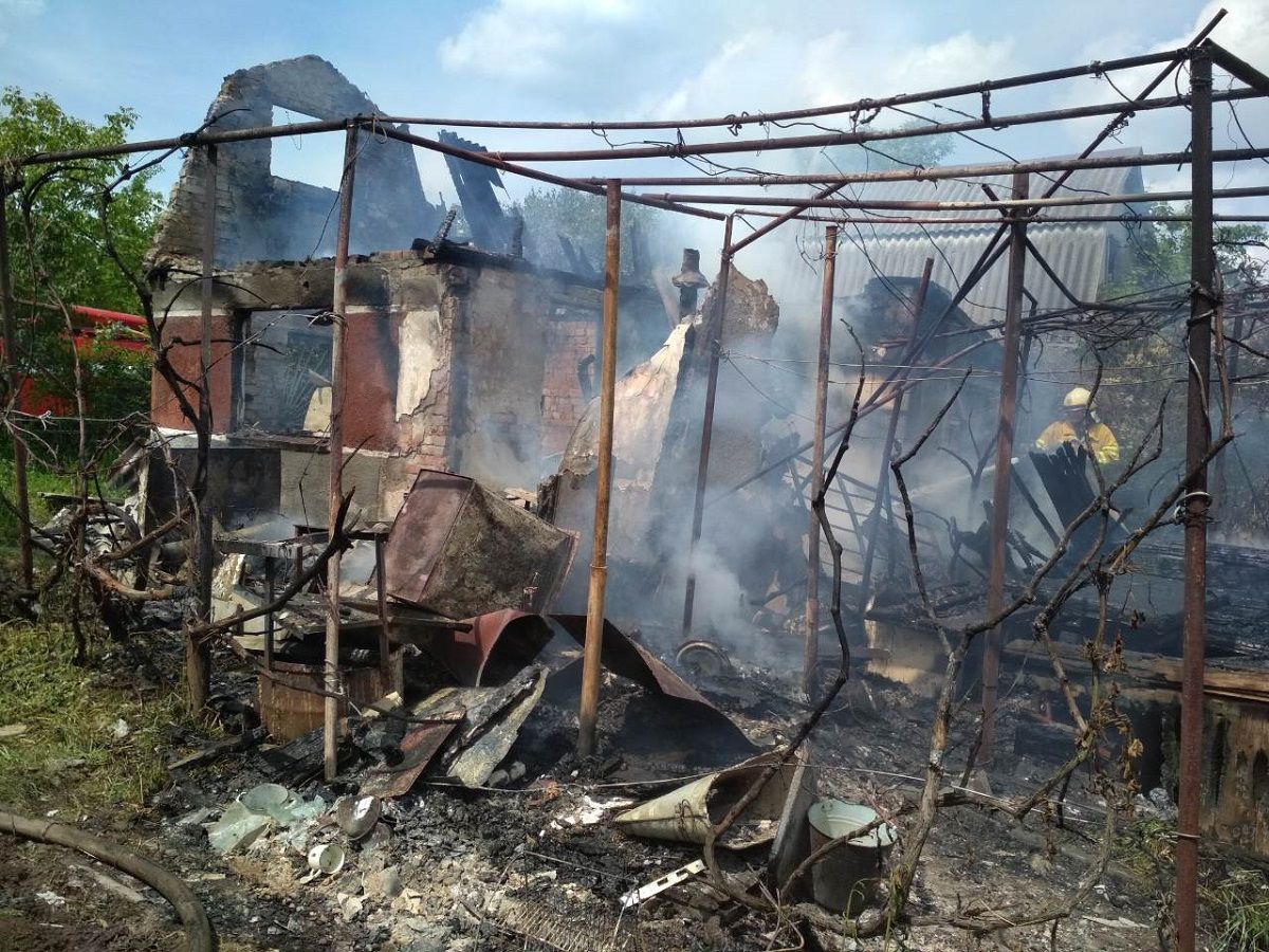 У Великому Любені виникла пожежа в дачному кооперативі