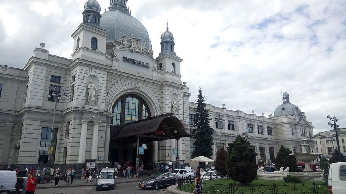 Українськими залізничними вокзалами невдовзі керуватиме окрема компанія