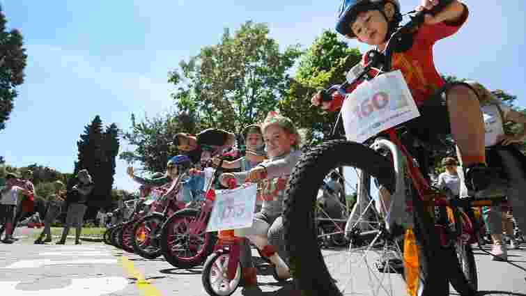 У Львові пластуни влаштували дитячі благодійні велоперегони