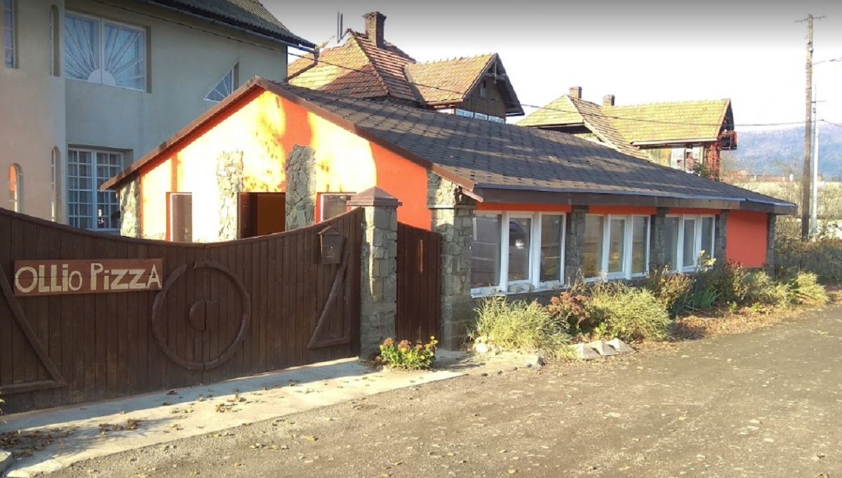 Рятувальники загасили пожежу в піцерії OlliO Pizza у місті Сколе