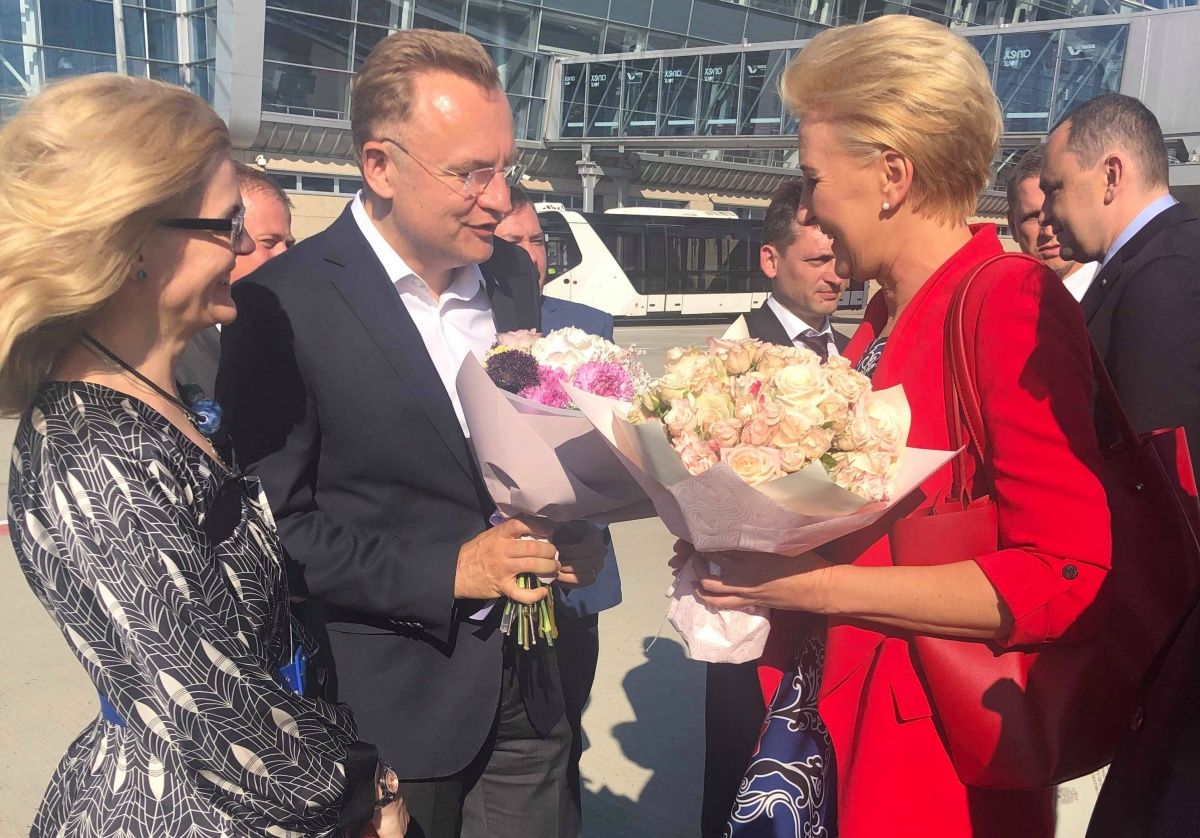 До Львова з офіційним візитом прибула дружина президента Польщі