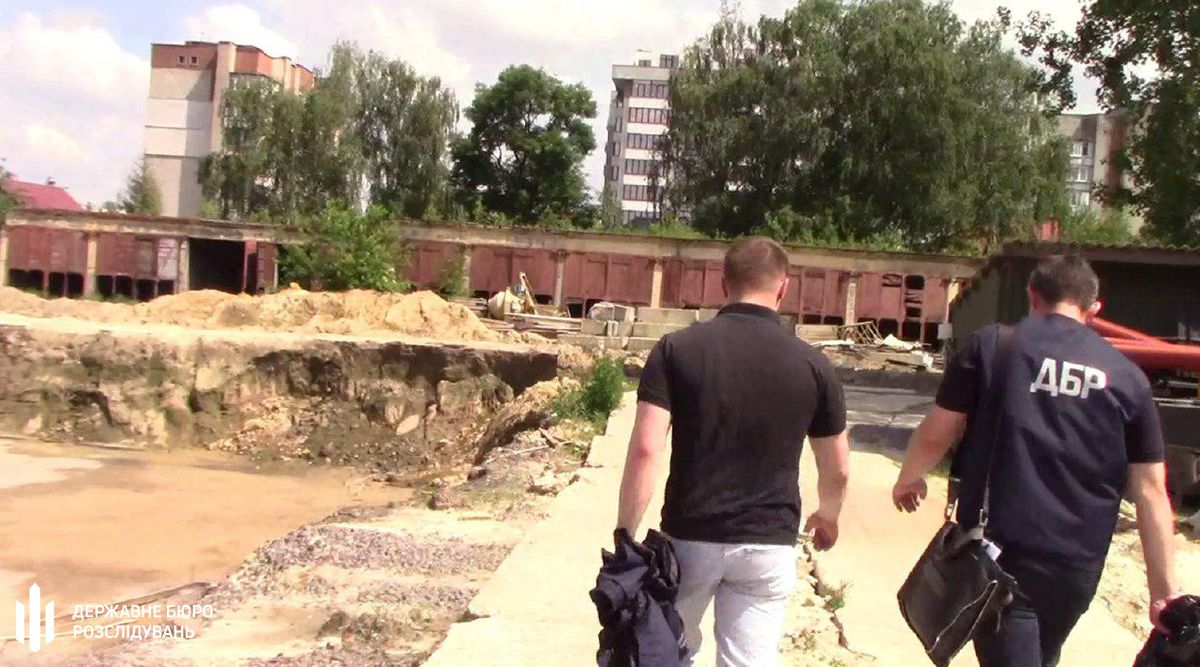 ДБР підозрює посадовців Міноборони у причетності до незаконного будівництва у Львові
