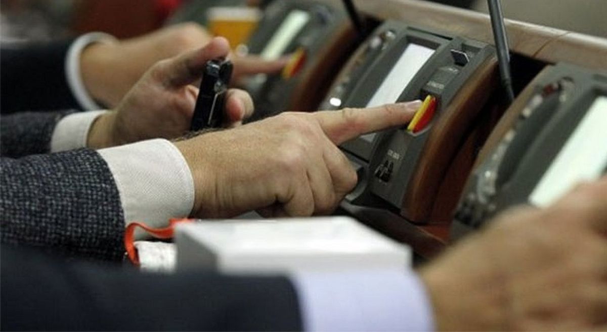 Аналітики визначили найбільш доброчесних депутатів Верховної Ради