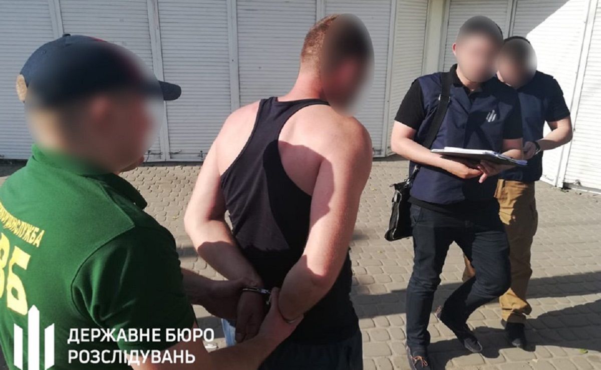 На Львівщині ДБР затримало прикордонника, який давав хабар своєму колезі